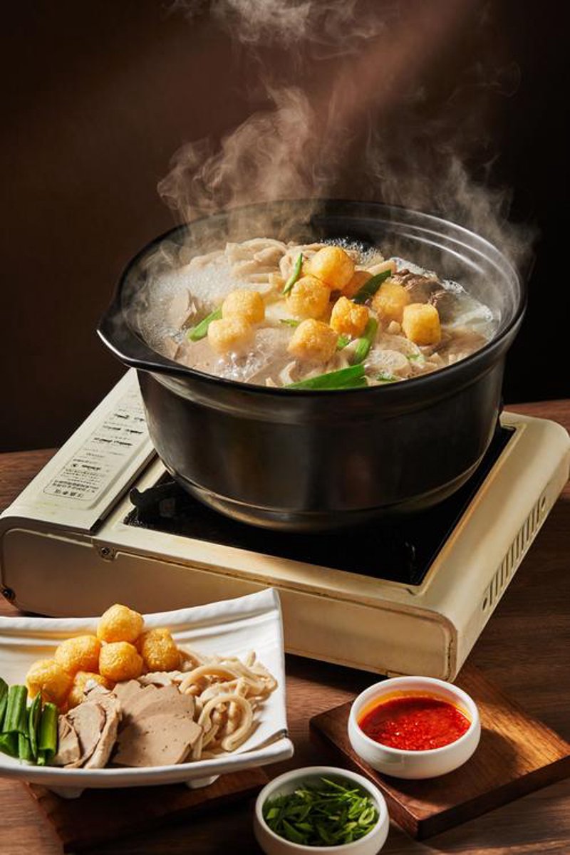 新月楼饭店：传统与现代的完美碰撞
