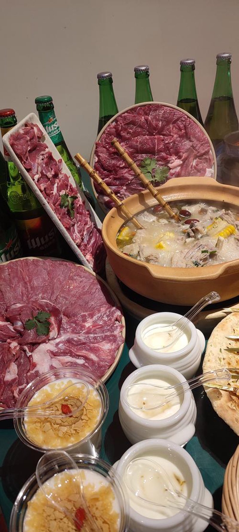 苏州美食新体验：羊肉火锅的魅力